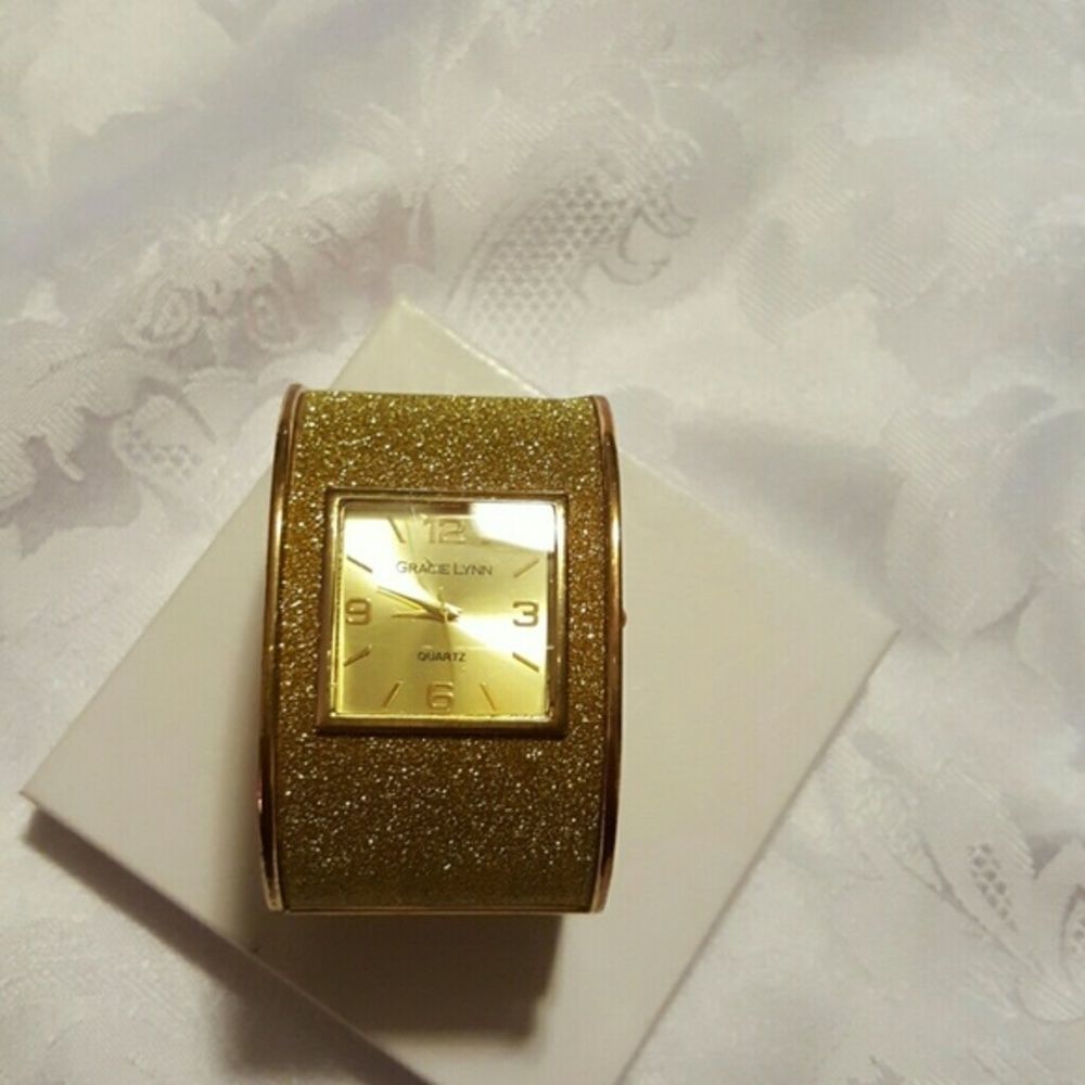 Gracie Lynn Gold Watch - Picture 1 of 3